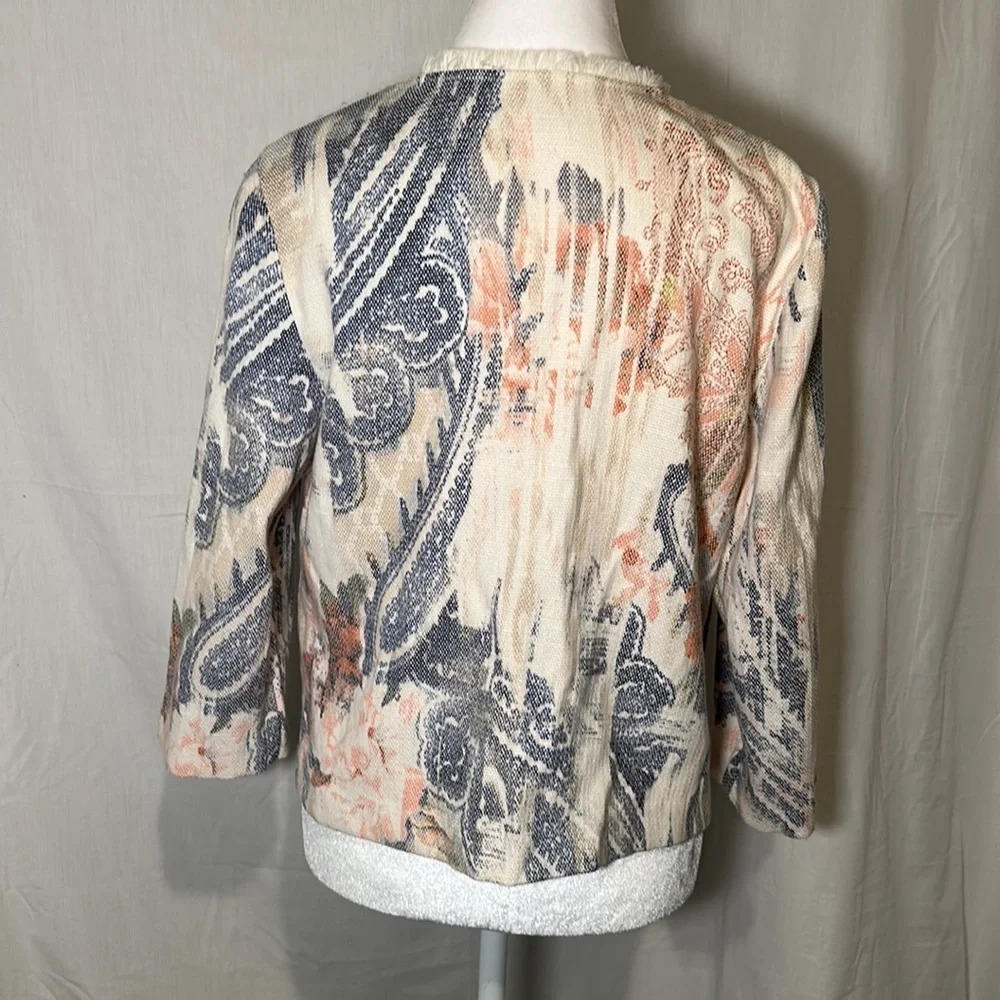 Chico’s watercolor print textured jacket size 1 - Picture 7 of 9